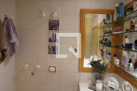 Apartamento para alugar com 146m², 3 quartos e 1 vagaBanheiro da Suite