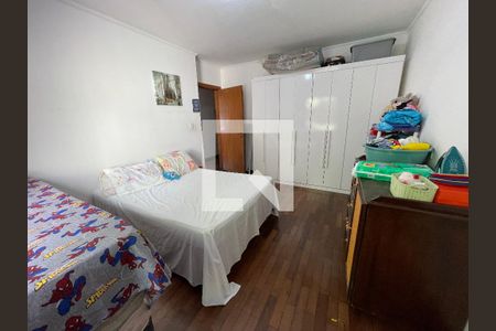 Casa à venda com 276m², 5 quartos e 4 vagas Casa à venda com 276m², 5 quartos e 4 vagasQuarto 1