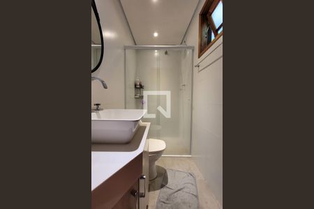 Casa à venda com 272m², 5 quartos e 3 vagas Casa à venda com 272m², 5 quartos e 3 vagasBanheiro da suíte 2