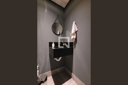 Casa à venda com 272m², 5 quartos e 3 vagas Casa à venda com 272m², 5 quartos e 3 vagasLavabo