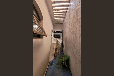 Casa à venda com 272m², 5 quartos e 3 vagas Casa à venda com 272m², 5 quartos e 3 vagasVista