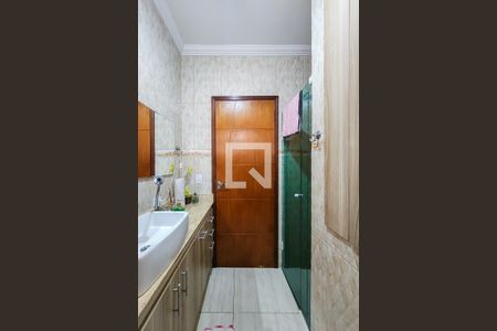 Casa à venda com 170m², 3 quartos e 2 vagas Casa à venda com 170m², 3 quartos e 2 vagasBanheiro da Suíte