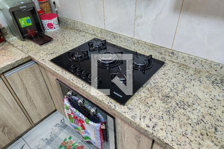 Casa à venda com 170m², 3 quartos e 2 vagas Casa à venda com 170m², 3 quartos e 2 vagasCozinha