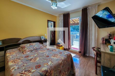 Casa à venda com 170m², 3 quartos e 2 vagas Casa à venda com 170m², 3 quartos e 2 vagasSuíte