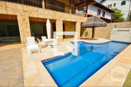 Casa à venda com 619m², 5 quartos e 7 vagasÁrea Externa