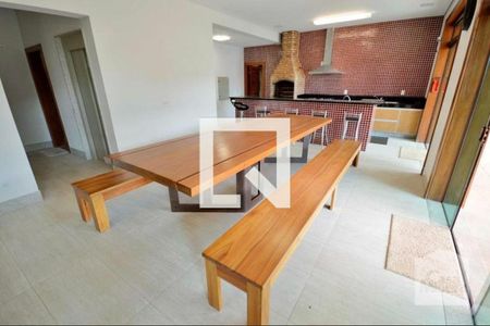 Casa à venda com 619m², 5 quartos e 7 vagasChurrasqueira