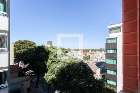 Apartamento à venda com 276m², 4 quartos e 3 vagas Apartamento à venda com 276m², 4 quartos e 3 vagasVista da Suíte