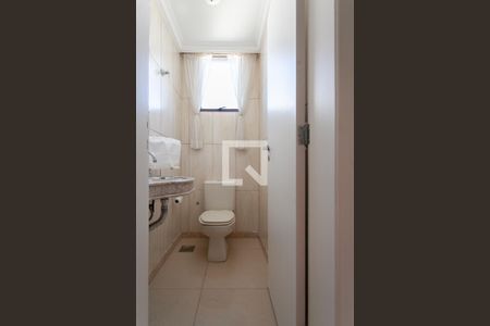 Apartamento à venda com 276m², 4 quartos e 3 vagas Apartamento à venda com 276m², 4 quartos e 3 vagasLavabo