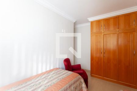 Apartamento à venda com 276m², 4 quartos e 3 vagas Apartamento à venda com 276m², 4 quartos e 3 vagasQuarto 2