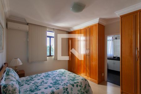 Apartamento à venda com 276m², 4 quartos e 3 vagas Apartamento à venda com 276m², 4 quartos e 3 vagasSuíte