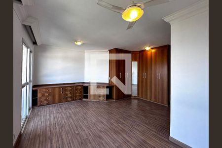 Apartamento à venda com 230m², 4 quartos e 5 vagasSuíte 1