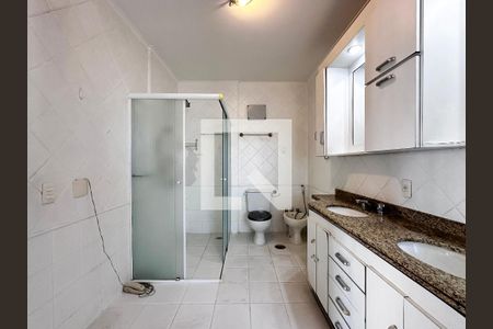Apartamento à venda com 230m², 4 quartos e 5 vagasBanheiro Suíte 1