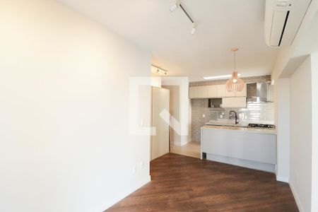 Sala de apartamento para alugar com 2 quartos, 57m² em Vila Ester (zona Norte), São Paulo