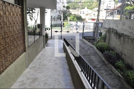 Apartamento à venda com 50m², 1 quarto e sem vagaÁrea comum