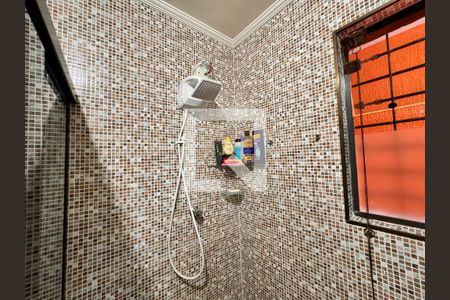 Casa à venda com 325m², 3 quartos e 5 vagas Casa à venda com 325m², 3 quartos e 5 vagasBanheiro