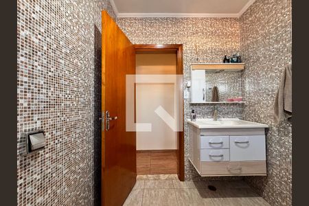 Casa à venda com 325m², 3 quartos e 5 vagas Casa à venda com 325m², 3 quartos e 5 vagasBanheiro 2