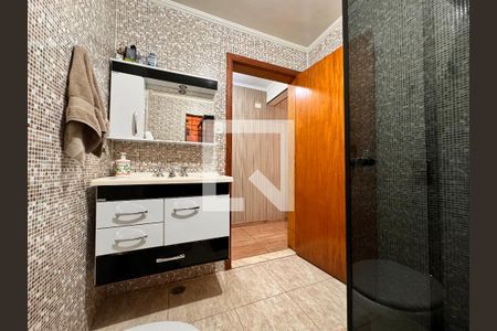 Casa à venda com 325m², 3 quartos e 5 vagas Casa à venda com 325m², 3 quartos e 5 vagasBanheiro