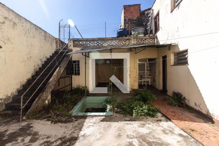 Casa à venda com 298m², 3 quartos e 3 vagasQuintal