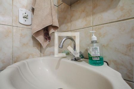 Casa à venda com 90m², 2 quartos e 4 vagas Casa à venda com 90m², 2 quartos e 4 vagasBanheiro