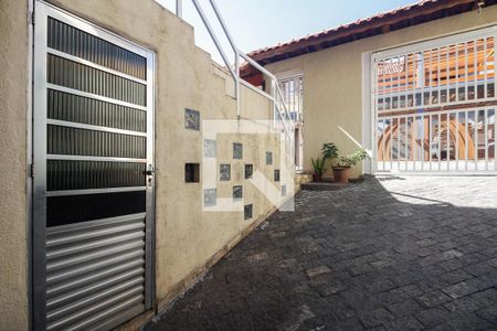 Casa à venda com 90m², 2 quartos e 4 vagas Casa à venda com 90m², 2 quartos e 4 vagasGaragem
