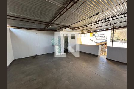 Casa à venda com 90m², 1 quarto e 1 vagaTerraço