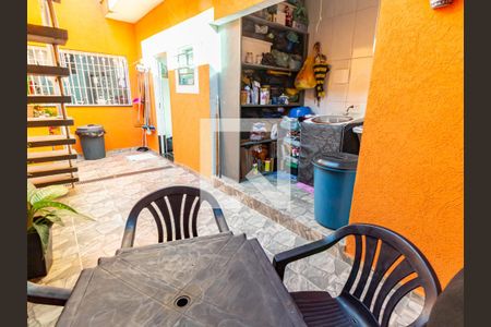 Casa à venda com 160m², 3 quartos e 1 vaga Casa à venda com 160m², 3 quartos e 1 vagaÁrea de Serviço e Quintal