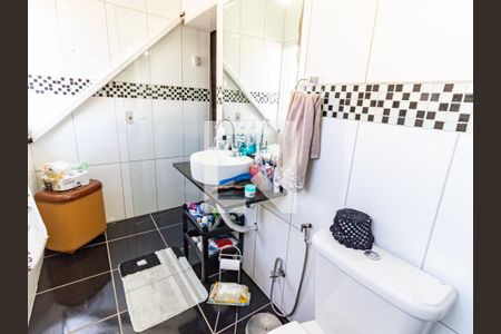 Casa à venda com 160m², 3 quartos e 1 vaga Casa à venda com 160m², 3 quartos e 1 vagaBanheiro da Suíte 2