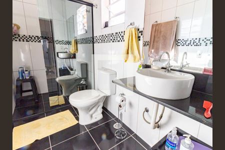 Casa à venda com 160m², 3 quartos e 1 vaga Casa à venda com 160m², 3 quartos e 1 vagaBanheiro da Suíte 1