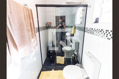 Casa à venda com 160m², 3 quartos e 1 vaga Casa à venda com 160m², 3 quartos e 1 vagaBanheiro da Suíte 1