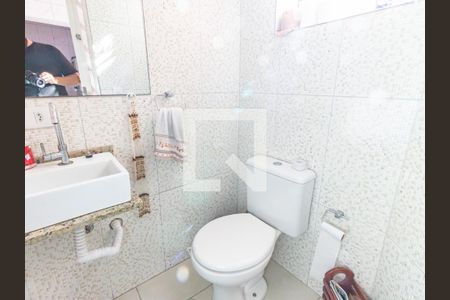 Casa à venda com 160m², 3 quartos e 1 vaga Casa à venda com 160m², 3 quartos e 1 vagaLavabo