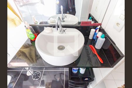 Casa à venda com 160m², 3 quartos e 1 vaga Casa à venda com 160m², 3 quartos e 1 vagaBanheiro da Suíte 1