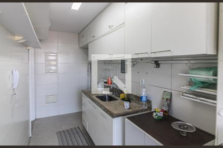 Apartamento à venda com 126m², 3 quartos e 1 vaga Apartamento à venda com 126m², 3 quartos e 1 vagaCozinha e Área de Serviço