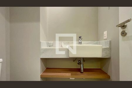 Lavabo de kitnet/studio à venda com 1 quarto, 40m² em Jardim das Bandeiras, São Paulo