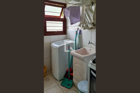 Apartamento à venda com 76m², 3 quartos e 1 vaga Apartamento à venda com 76m², 3 quartos e 1 vagaÁrea de Serviço