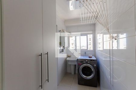 Apartamento à venda com 106m², 3 quartos e 3 vagas Apartamento à venda com 106m², 3 quartos e 3 vagasÁrea de serviço