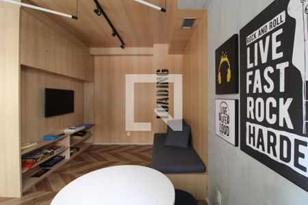 Apartamento à venda com 34m², 1 quarto e sem vagaÁrea comum