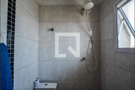 Casa à venda com 130m², 3 quartos e 4 vagasBanheiro da Suíte