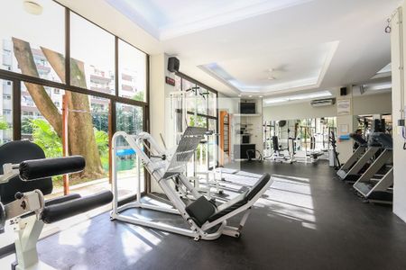 Apartamento à venda com 380m², 5 quartos e 4 vagasÁrea comum - Academia