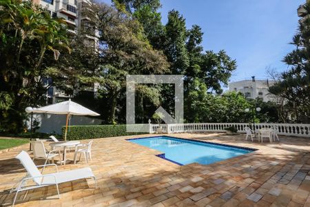 Apartamento à venda com 380m², 5 quartos e 4 vagasÁrea comum - Piscina
