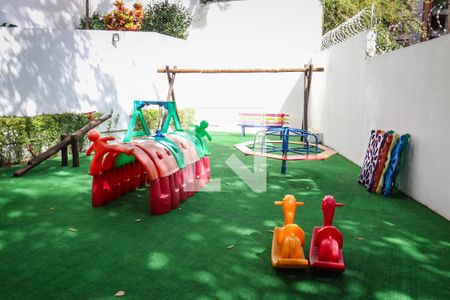 Apartamento à venda com 380m², 5 quartos e 4 vagasÁrea comum - Playground