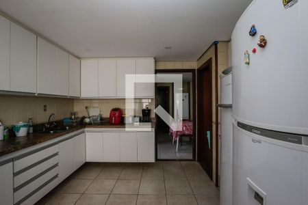 Apartamento à venda com 380m², 5 quartos e 4 vagasCozinha