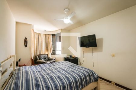 Apartamento à venda com 380m², 5 quartos e 4 vagasSuite 3