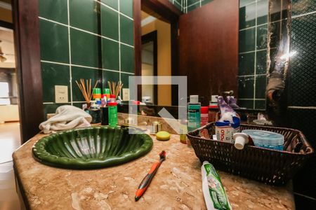 Apartamento à venda com 380m², 5 quartos e 4 vagasBanheiro 4