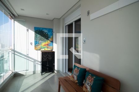 Apartamento à venda com 95m², 2 quartos e 2 vagas Apartamento à venda com 95m², 2 quartos e 2 vagasVaranda Quarto 2 - Suíte