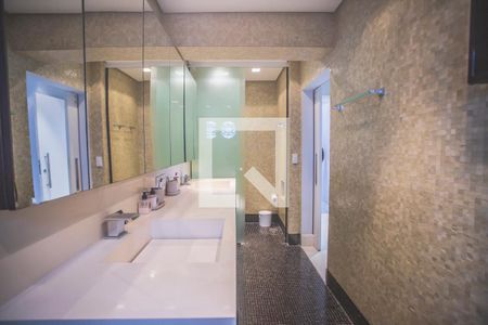 Apartamento à venda com 150m², 2 quartos e 2 vagasBanheiro Suíte