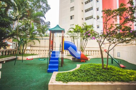 Apartamento à venda com 150m², 2 quartos e 2 vagasÁrea Comum - Playground