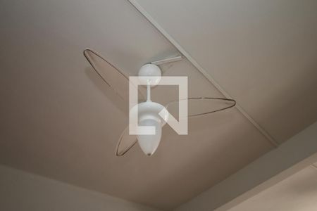 Sala - Detalhe de casa para alugar com 2 quartos, 72m² em Olaria, Rio de Janeiro