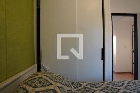 Apartamento à venda com 42m², 1 quarto e 1 vagaQuarto