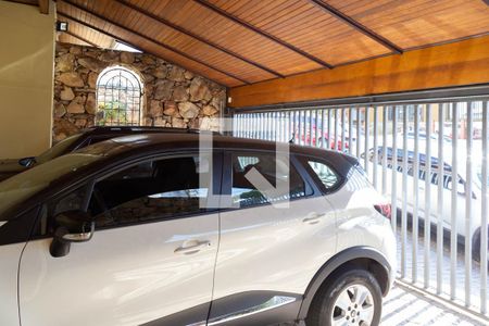 Casa à venda com 700m², 8 quartos e 5 vagas Casa à venda com 700m², 8 quartos e 5 vagasGaragem