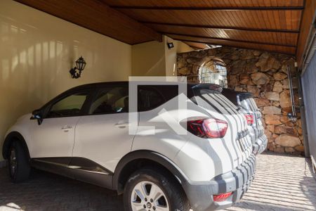 Casa à venda com 700m², 8 quartos e 5 vagas Casa à venda com 700m², 8 quartos e 5 vagasGaragem